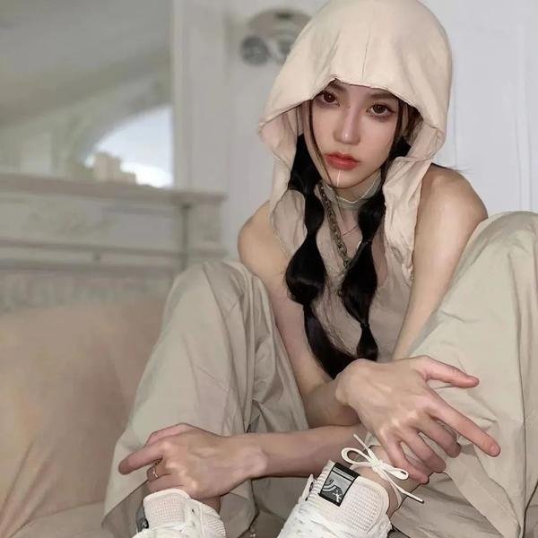 带着魔术盒的男人